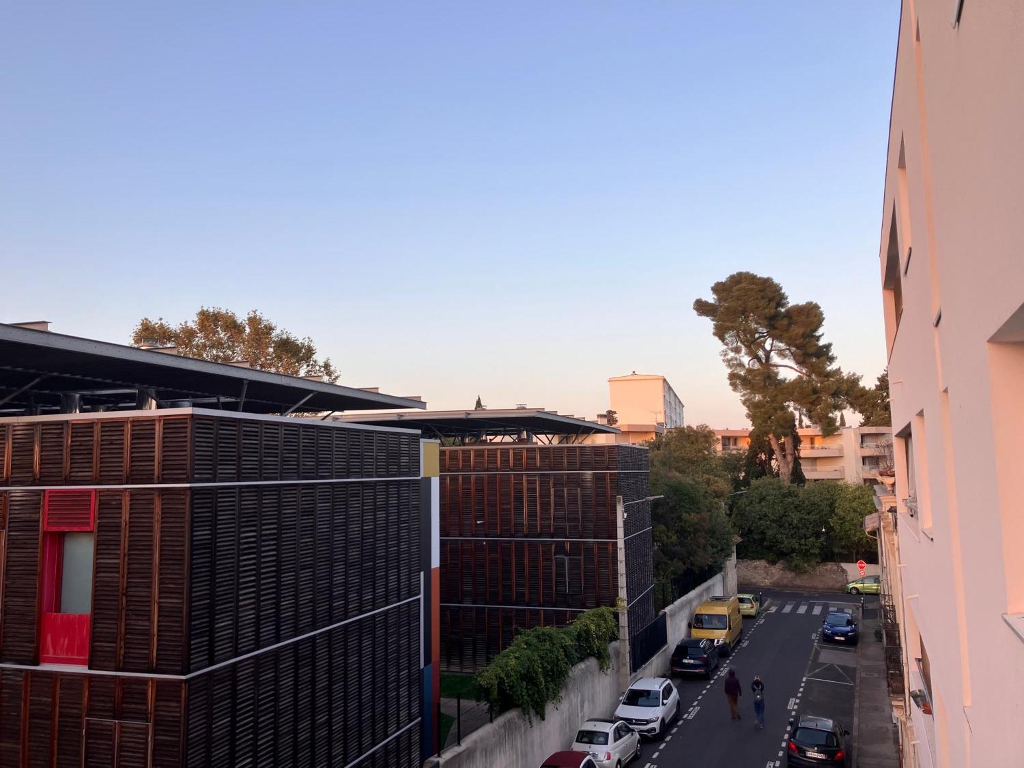 Appartement T2 Beaux Arts Parking Prive Gratuit à Montpellier Extérieur photo